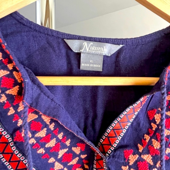 Natural Reflections long-sleeved XL blouse with embroidery, great condition - Picture 10 of 10